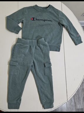4T Champion Sage Green Set